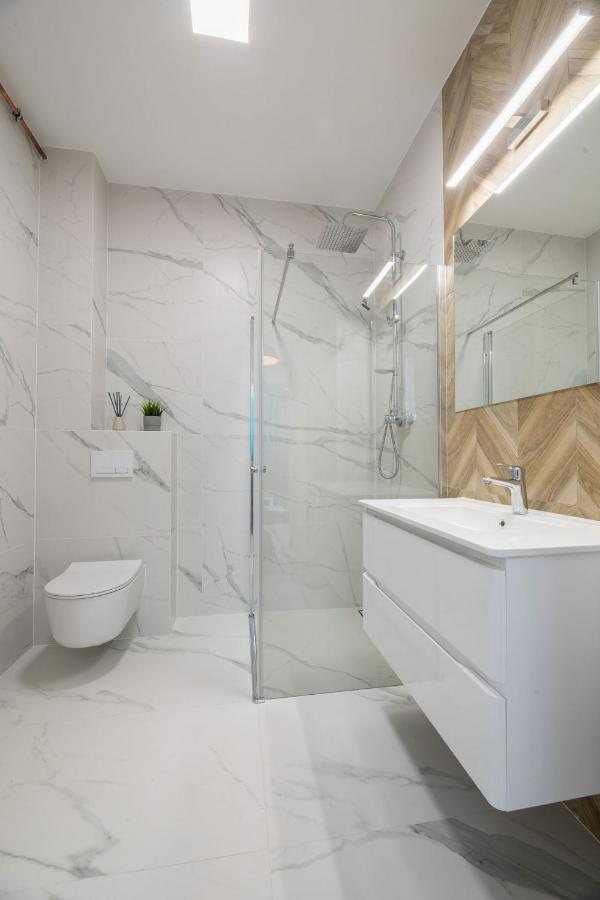 אוסטקה Apartament Mimbelli מראה חיצוני תמונה