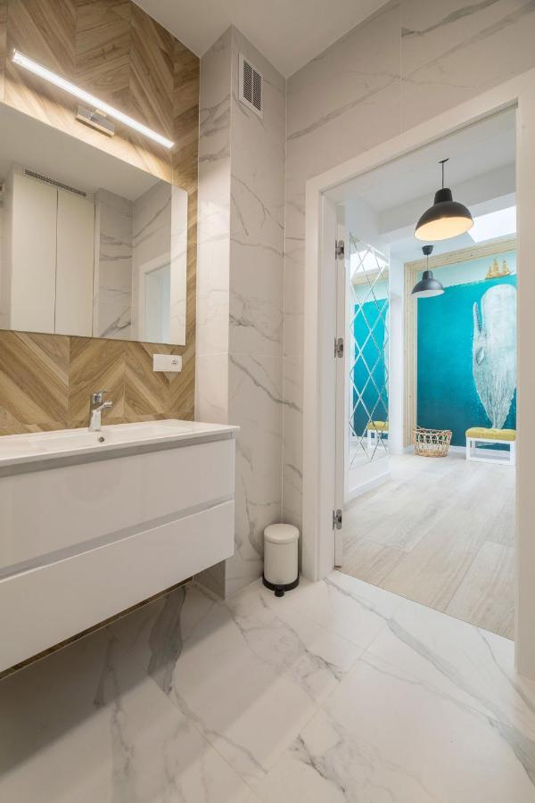 אוסטקה Apartament Mimbelli מראה חיצוני תמונה